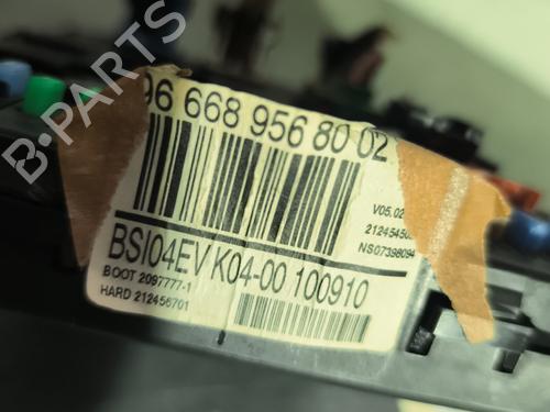 Fuse box CITROËN C5 III (RD_) 1.6 HDi 110 (RD9HZC) | BP29384372E1 