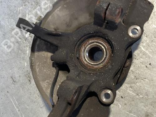 Used Right front steering knuckle Right front steering knuckle MITSUBISHI LANCER VIII (CY_A, CZ_A) 2.0 DI-D (CY8A) (140 hp) 21706227 21706227