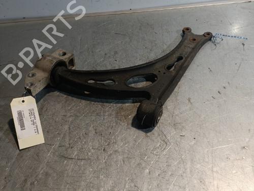 Højre fortil bærearm VW TOURAN (1T1, 1T2) 2.0 TDI (136 hp) 21708694