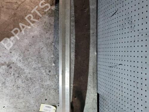 Used Rear bumper reinforcement AUDI A3 Sportback (8PA) 2.0 TDI 16V (140 hp) 21705384