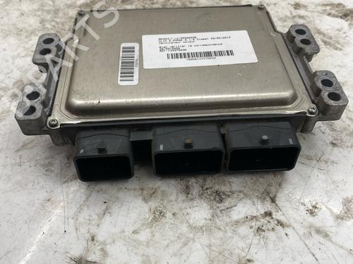 Used Engine control unit (ECU) Engine control unit (ECU) RENAULT CLIO III (BR0/1, CR0/1) 1.5 dCi (88 hp) 39640930 39640930