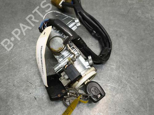 Ratlås/Tændingslås MITSUBISHI L200 (K7_T, K6_T, K5_T) 2.5 TD 4WD (K74T) (115 hp) 30552784