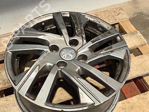 Used Rim Rim 37527578 37527578