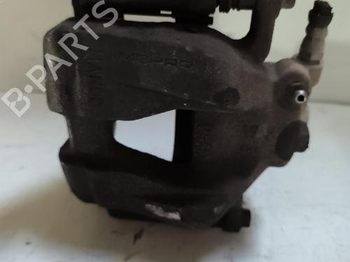 Used Right front brake caliper Right front brake caliper FIAT 500X (334_) 1.6 (334AXE1A) (110 hp) 23822627 23822627