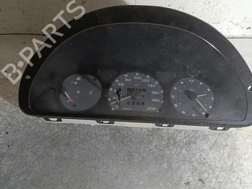 Used Instrument cluster FIAT PUNTO (176_) 60 1.2 (176AP, 176AR, 176AQ, 176BB) (60 hp) 23821877