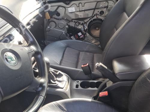 Left front window switch SKODA OCTAVIA II Combi (1Z5)  | BP36015084I27  - Image 6