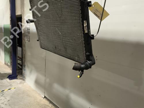 Used Water radiator Water radiator VW TOURAN (1T1, 1T2) 2.0 TDI 16V (140 hp) 31151051 31151051