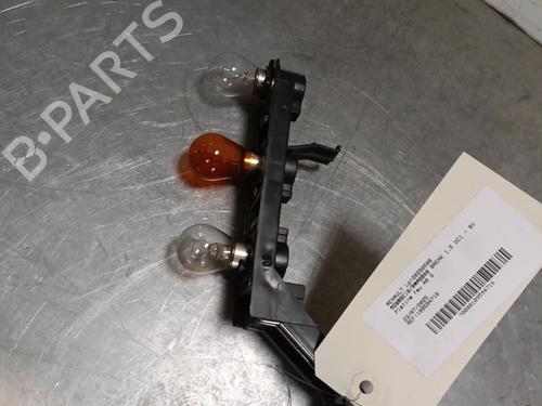 Used Lamp holder RENAULT MEGANE II Estate (KM0/1_) 1.5 dCi (KM16, KM1E) (106 hp) 27589915