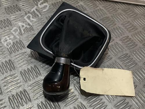 Used Shift knob Shift knob SEAT LEON (1P1) 2.0 TDI 16V (140 hp) 28354345 28354345