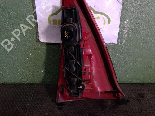 Used Right taillight Right taillight TOYOTA YARIS (_P1_) 1.4 D-4D (NLP10_, NLP10R) (75 hp) 21724674 21724674