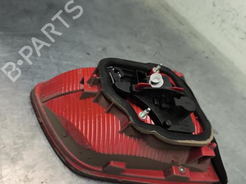 right-tailgate-light-vw-touran-1t3-2010-2011-2012-2013-2014-2015-2016-32995840 main image