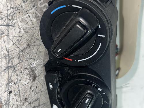Climate control VW POLO V (6R1, 6C1) 1.0 | BP26028820I5 