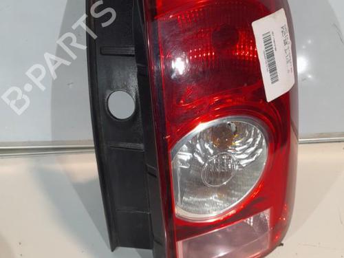Used Right taillight Right taillight DACIA DUSTER (HS_) 1.5 dCi (HSMC) (107 hp) 21714012 21714012