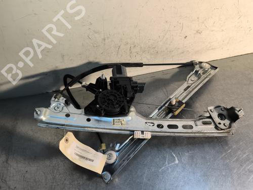 Lève-vitre avant droit RENAULT MEGANE IV Hatchback (B9A/M/N_) 1.5 dCi 90 (B9A1) | BP29733352C23 