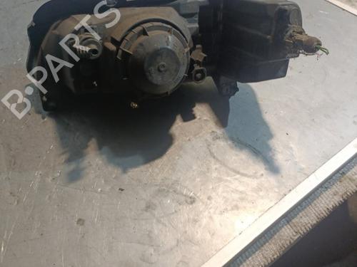 Right headlight PEUGEOT 106 II (1A_, 1C_) 1.1 i | BP22034573C29 
