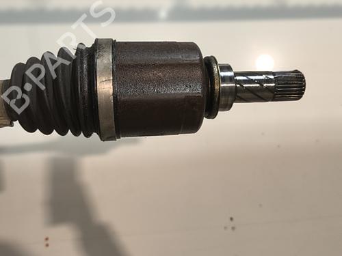 left-front-driveshaft-renault-megane-iii-hatchback-bz01_-b3_-2008-32994323 main image