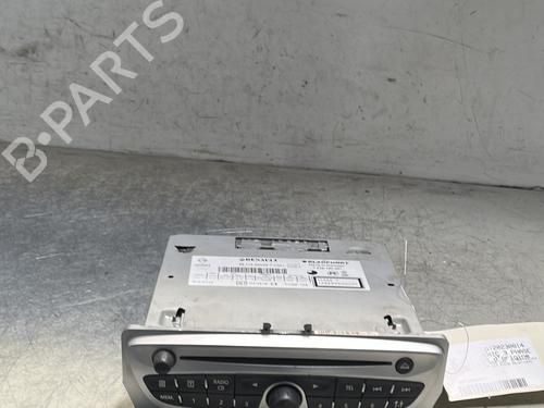 Bilradio RENAULT SCÉNIC III (JZ0/1_) 1.9 dCi (JZ0J, JZ1J, JZ1K, JZ1S) (131 hp) 28165093
