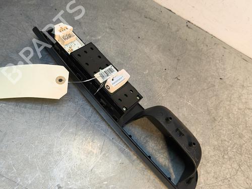 left-front-window-switch-kia-ceed-hatchback-ed-2006-2007-2008-2009-2010-2011-2012-29997070 main image