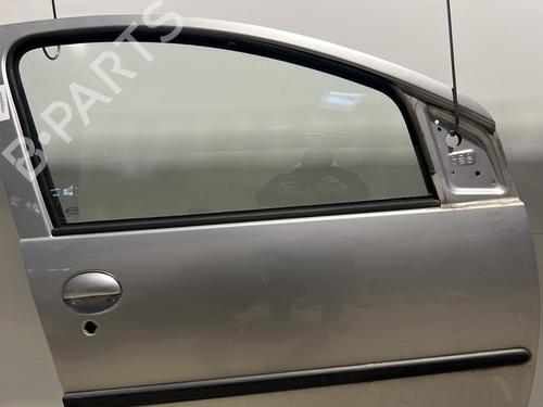 Used Right front door PEUGEOT 107 (PM_, PN_) 1.0 (68 hp) 22893907