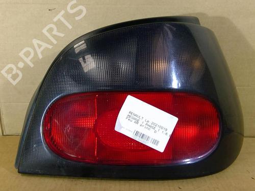 Used Right taillight RENAULT MEGANE I (BA0/1_) 1.6 e (BA0F, BA0S) (90 hp) 21702889