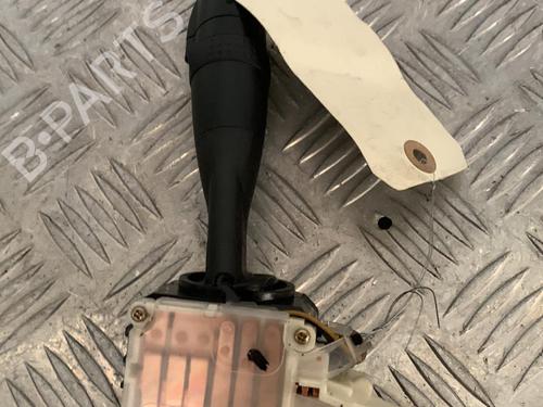 Used Switch Switch TOYOTA YARIS (_P1_) 1.3 (SCP12_, SCP13_, SCP12R, SCP13R) (87 hp) 21698379 21698379