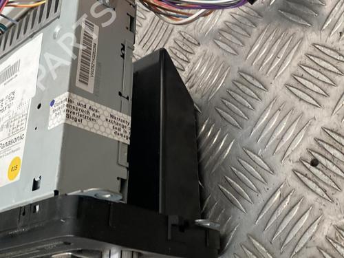 Used Radio Radio 21698019 21698019