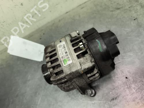 Used Alternator Alternator FIAT 500 (312_) 1.2 (312AXA1A) (69 hp) 32994412 32994412