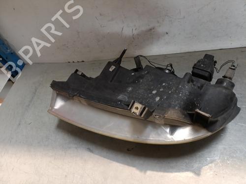 Used Right headlight Right headlight RENAULT MEGANE I (BA0/1_) 1.9 D Eco (BA0A, BA0U, BA0R) (64 hp) 28304557 28304557