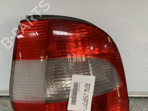 Farolim esquerdo RENAULT SCÉNIC I MPV (JA0/1_, FA0_) 1.9 dCi RX4 (102 hp) 21696105
