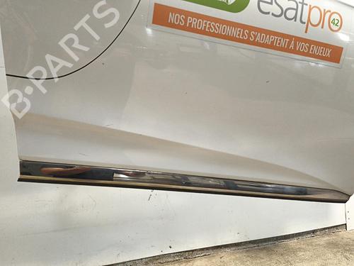 right-front-door-renault-clio-v-b7_-2019-38058912 main image
