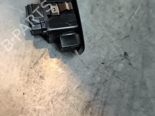 Right front window switch RENAULT CLIO V (B7_) 1.0 TCe 90 (B7MT) | BP32994362I26 - Image 3