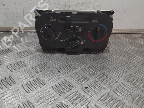 AC Styreenhet / Manøvreringsenhet PEUGEOT 206+ (2L_, 2M_) 1.4 HDi eco 70 (68 hp) 21723021
