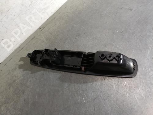 Right front window switch RENAULT GRAND SCÉNIC III (JZ0/1_) 1.5 dCi (JZ09, JZ0D, JZ10, JZ14, JZ1G, JZ29, JZ2C) | BP29330647I26 