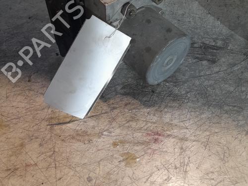 Used ABS pump MERCEDES-BENZ A-CLASS (W169) A 170 (169.032, 169.332) (116 hp) 22536467