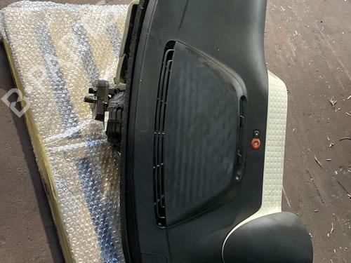 Used Dashboard Dashboard RENAULT TWINGO III (BCM_, BCA_) 1.0 SCe 70 (BCMB) (69 hp) 21710475 21710475