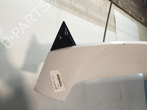 Used Rear spoiler Rear spoiler 39640452 39640452