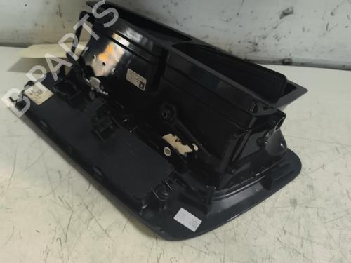 Air vent PEUGEOT 5008 (0U_, 0E_) 1.6 HDi | BP24983769I21