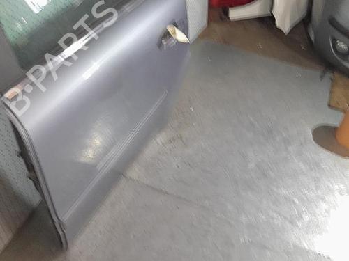 Used Left rear door Left rear door 21718702 21718702