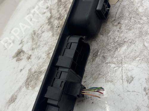 Left front window switch PEUGEOT 307 (3A/C) 2.0 HDi 90 | BP39640421I27 - Image 2