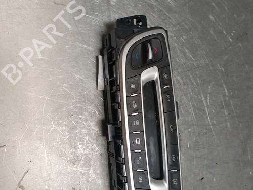 Commande Chauffage RENAULT MEGANE III Hatchback (BZ0/1_, B3_) 1.5 dCi (BZ09, BZ0D, BZ1W, BZ29, BZ14) (110 hp) 28078452
