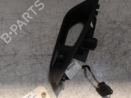 Used Left rear window switch Left rear window switch SEAT LEON (5F1) 2.0 TDI (150 hp) 21722357 21722357
