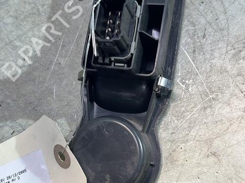 Used Right front window switch RENAULT MODUS / GRAND MODUS (F/JP0_) 1.4 (JP01, JP0J) (98 hp) 27328300