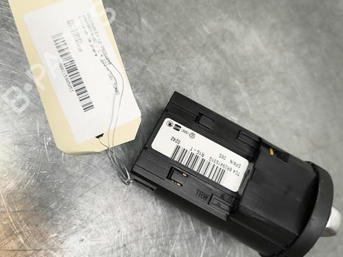 Commande de phare VW POLO V (6R1, 6C1) 1.4 GTI (180 hp) 30647004