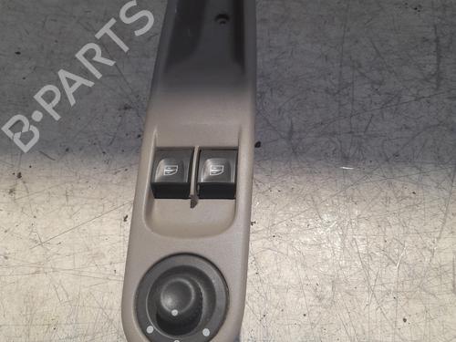 Used Left front window switch Left front window switch RENAULT ZOE (BFM_) ZOE (92 hp) 22691436 22691436