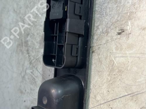 Used Right front window switch Right front window switch PEUGEOT 307 (3A/C) 1.6 HDi (90 hp) 27328128 27328128