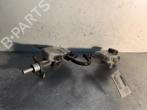 Used Brake master cylinder RENAULT TRAFIC III Van (FG_) 1.6 dCi 125 (FGMH) (125 hp) 29627392