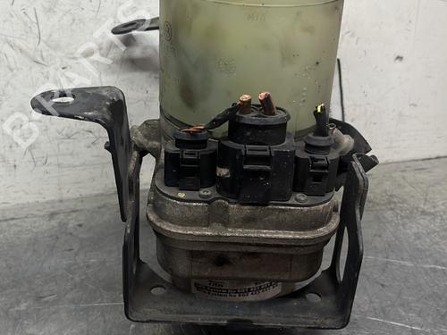 Used Steering pump Steering pump 38229870 38229870