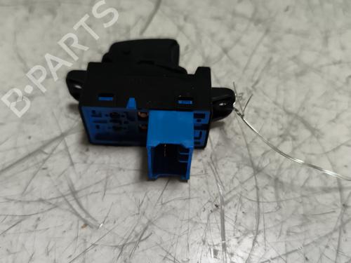 right-front-window-switch-kia-picanto-i-sa-2004-2005-2006-2007-2008-2009-2010-2011-2012-24526970 main image