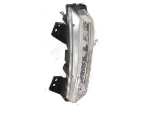Used Left daytime light Left daytime light 38343204 38343204