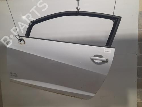 Used Left front door Left front door 22234054 22234054